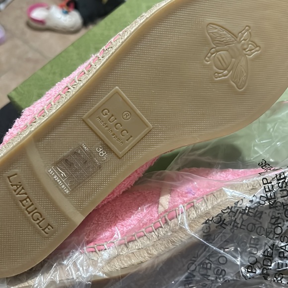 Gucci - Picture 3 of 4